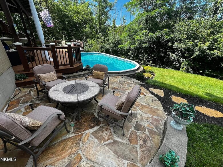 Hillside Haven Retreat | Luxe Kentucky Escape - Newport, Kentucky