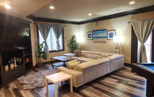 Hillside Haven Retreat | Luxe Kentucky Escape - Newport, Kentucky