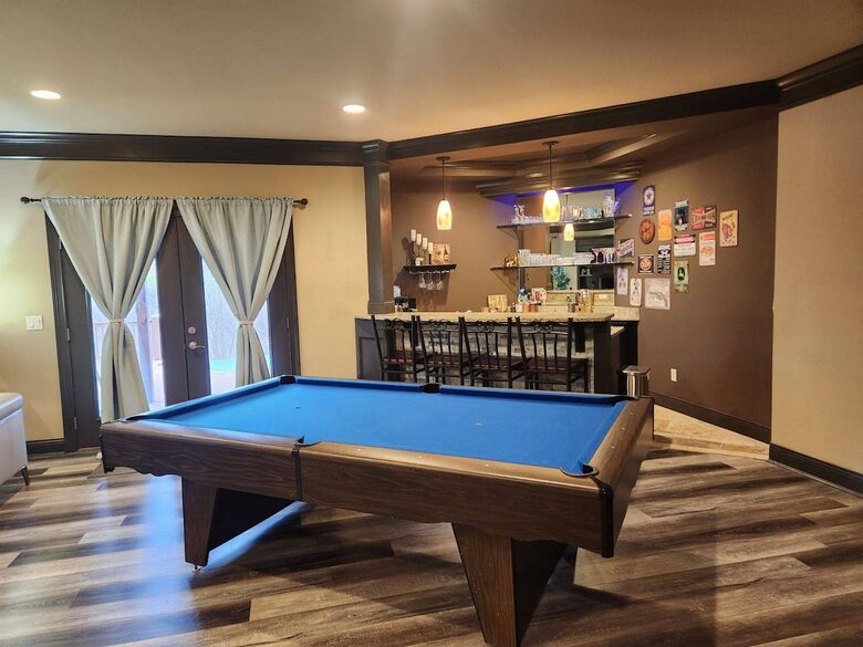 Hillside Haven Retreat | Luxe Kentucky Escape - Newport, Kentucky