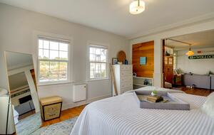 Historic Gig Harbor Waterfront Retreat with Private Beach - Gig Harbor, Washington