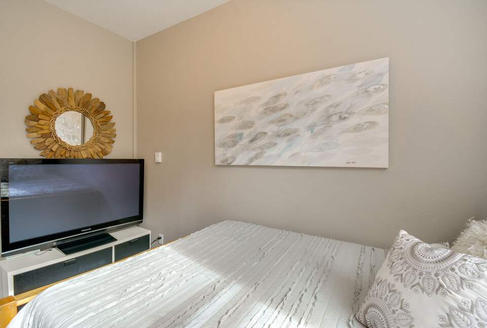 Historic Gig Harbor Waterfront Retreat with Private Beach - Gig Harbor, Washington