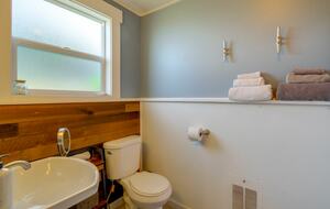 Historic Gig Harbor Waterfront Retreat with Private Beach - Gig Harbor, Washington