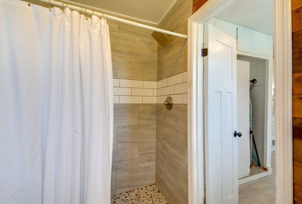 Historic Gig Harbor Waterfront Retreat with Private Beach - Gig Harbor, Washington