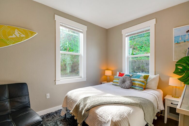 Historic Gig Harbor Waterfront Retreat with Private Beach - Gig Harbor, Washington