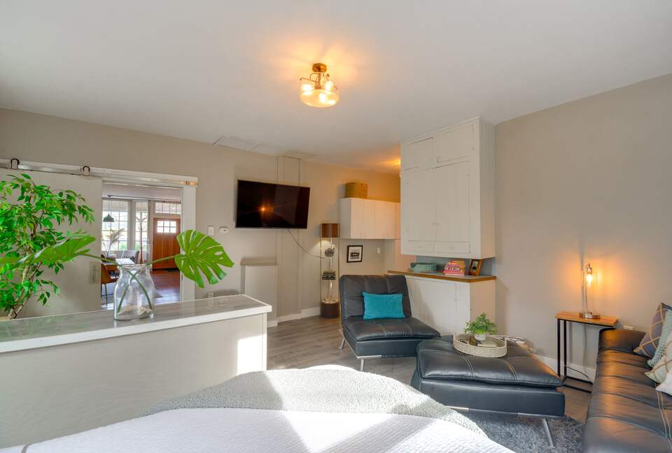 Historic Gig Harbor Waterfront Retreat with Private Beach - Gig Harbor, Washington