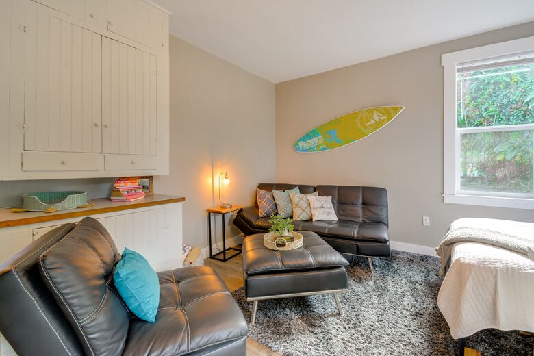 Historic Gig Harbor Waterfront Retreat with Private Beach - Gig Harbor, Washington