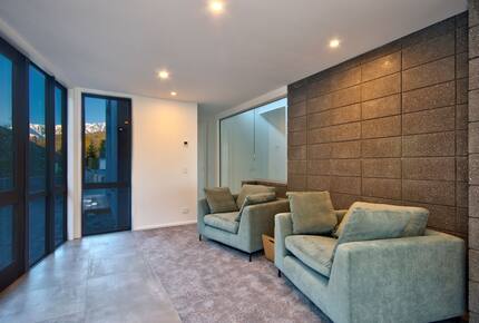 Alpine Vista House | Modern Luxury with Panoramic Lake & Mountain Views - Queenstown, New Zealand