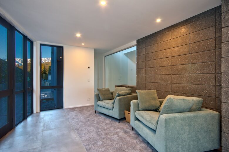 Alpine Vista House | Modern Luxury with Panoramic Lake & Mountain Views - Queenstown, New Zealand