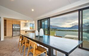 Alpine Vista House | Modern Luxury with Panoramic Lake & Mountain Views - Queenstown, New Zealand