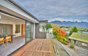 Alpine Vista House | Modern Luxury with Panoramic Lake & Mountain Views - Queenstown, New Zealand