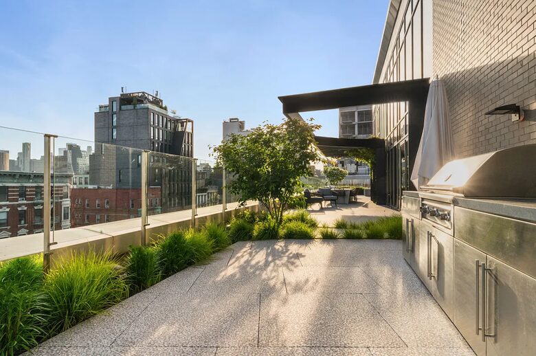 The Glass House in the Sky | Architectural Perfection Above Manhattan - New York, New York