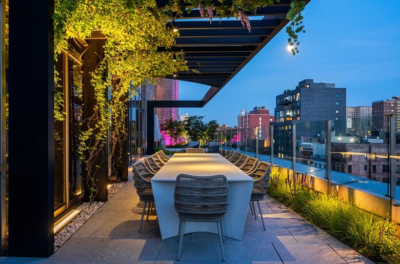 The Glass House in the Sky | Architectural Perfection Above Manhattan - New York, New York