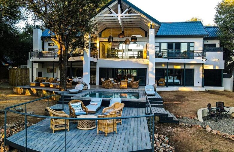 Tapologo River Lodge - Tsetsebjwe, Botswana