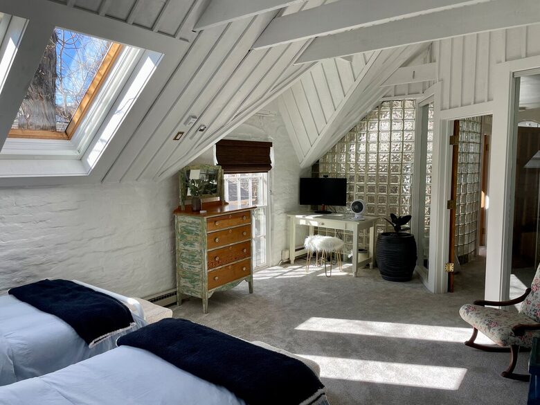 Boulder Heritage Home | 1875 Downtown Boulder Retreat - Boulder, Colorado