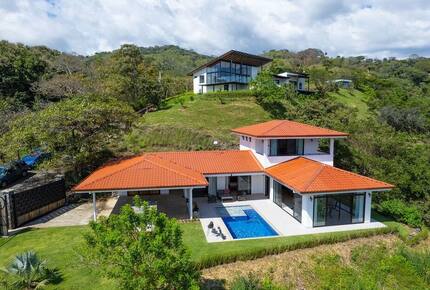 Modern Mountain Retreat with Private Pool & Panoramic Views - Atenas, Costa Rica