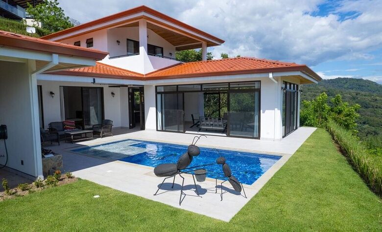 Modern Mountain Retreat with Private Pool & Panoramic Views - Atenas, Costa Rica