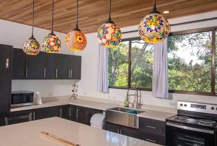 Modern Mountain Retreat with Private Pool & Panoramic Views - Atenas, Costa Rica