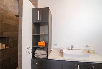 Modern Mountain Retreat with Private Pool & Panoramic Views - Atenas, Costa Rica