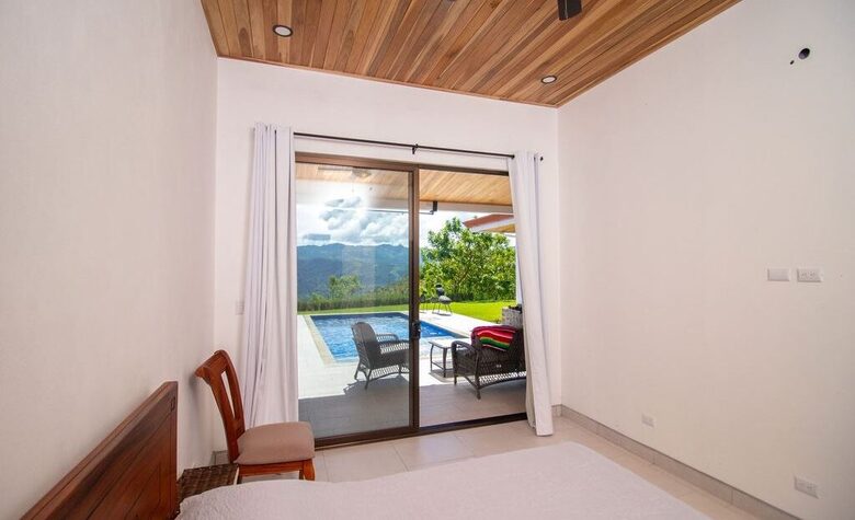 Modern Mountain Retreat with Private Pool & Panoramic Views - Atenas, Costa Rica