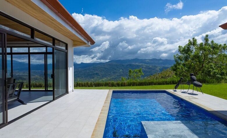 Modern Mountain Retreat with Private Pool & Panoramic Views - Atenas, Costa Rica