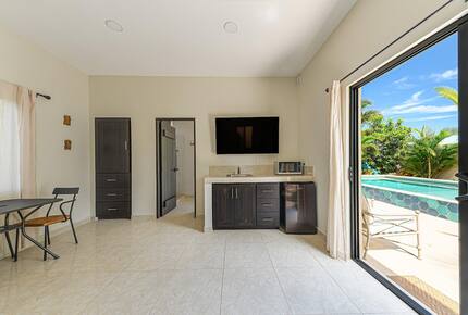 Tropical Hideaway with Pool & Casita Near Pescadero Beach - El Pescadero, Mexico