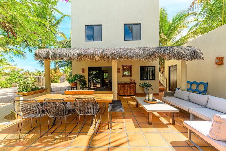 Tropical Hideaway with Pool & Casita Near Pescadero Beach - El Pescadero, Mexico