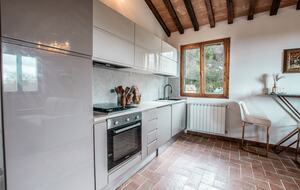 Elegant One-Bedroom Retreat in a Restored Tuscan Villa - Massa Marittima, Italy