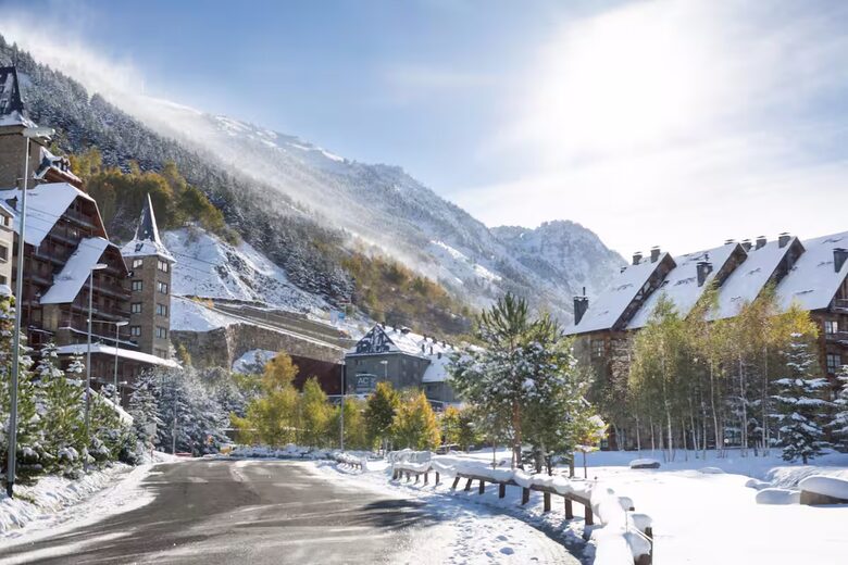 Sophisticated Alpine Triplex - Baqueira, Spain