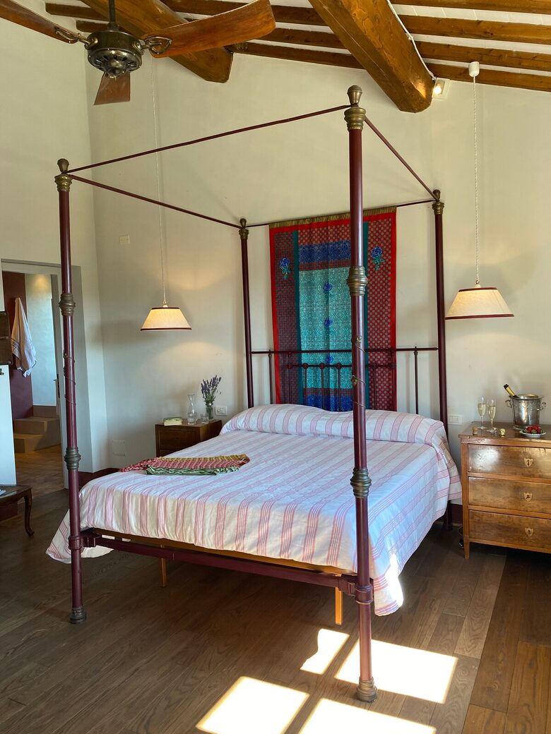 A Hilltop Country Villa in San Gemini - San Gemini, Italy