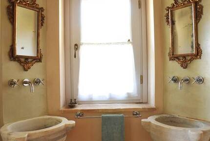 A Hilltop Country Villa in San Gemini - San Gemini, Italy