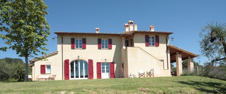 A Hilltop Country Villa in San Gemini - San Gemini, Italy