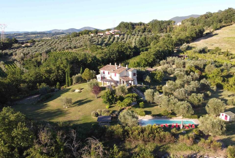 A Hilltop Country Villa in San Gemini - San Gemini, Italy