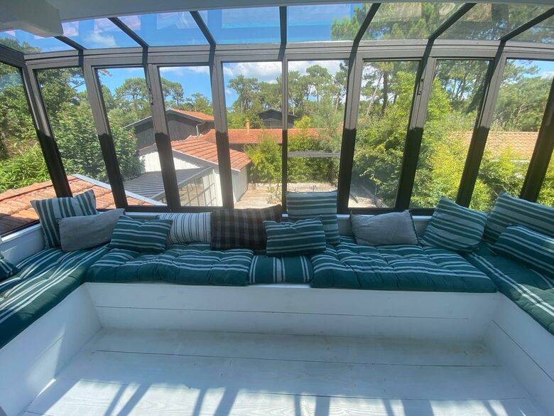 Tasteful French Hideaway with Outdoor Pool - Lège-Cap-Ferret, France