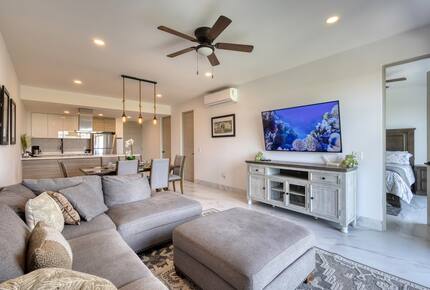 Stylish Coastal Escape in the Heart of Cabo San Lucas - Cabo San Lucas, Mexico