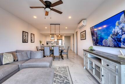 Stylish Coastal Escape in the Heart of Cabo San Lucas - Cabo San Lucas, Mexico