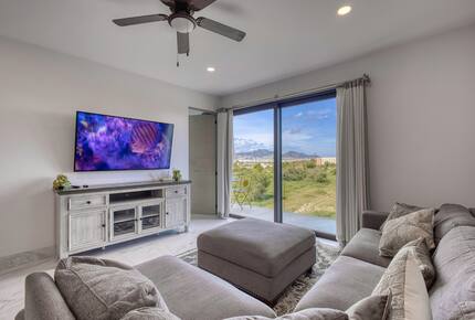 Stylish Coastal Escape in the Heart of Cabo San Lucas - Cabo San Lucas, Mexico