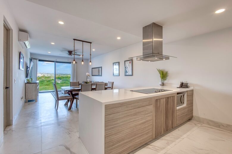 Stylish Coastal Escape in the Heart of Cabo San Lucas - Cabo San Lucas, Mexico