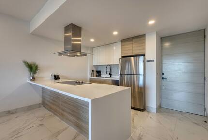 Stylish Coastal Escape in the Heart of Cabo San Lucas - Cabo San Lucas, Mexico