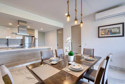 Stylish Coastal Escape in the Heart of Cabo San Lucas - Cabo San Lucas, Mexico