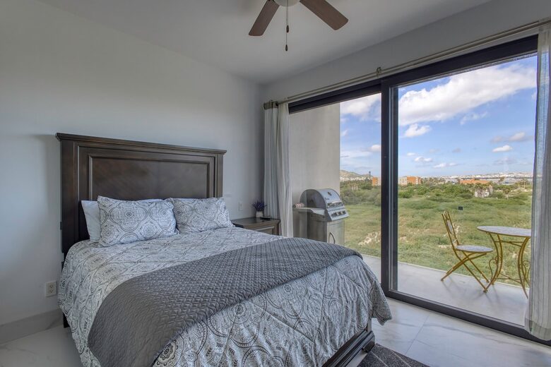 Stylish Coastal Escape in the Heart of Cabo San Lucas - Cabo San Lucas, Mexico