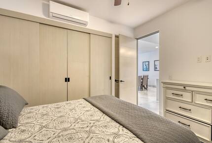 Stylish Coastal Escape in the Heart of Cabo San Lucas - Cabo San Lucas, Mexico