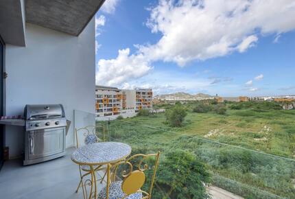 Stylish Coastal Escape in the Heart of Cabo San Lucas - Cabo San Lucas, Mexico