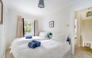 Charming 19th-Century Cottage - Tiverton, United Kingdom