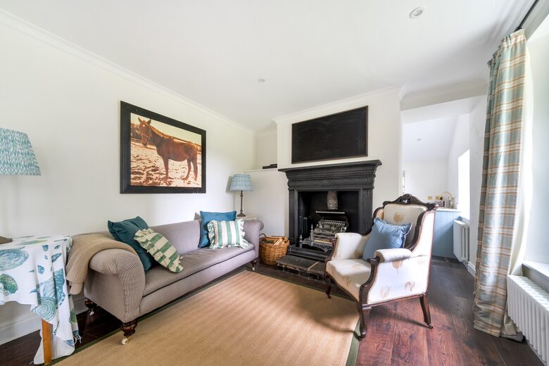 Charming 19th-Century Cottage - Tiverton, United Kingdom