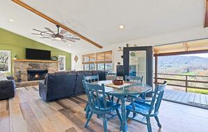 Modern Cabin Comfort in the Heart of Maggie Valley - Maggie Valley, North Carolina