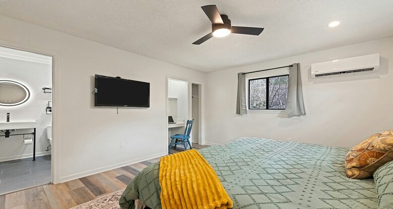 Modern Cabin Comfort in the Heart of Maggie Valley - Maggie Valley, North Carolina