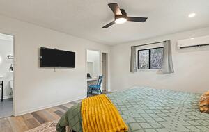 Modern Cabin Comfort in the Heart of Maggie Valley - Maggie Valley, North Carolina