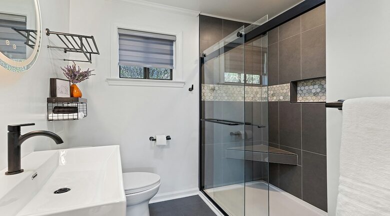 Modern Cabin Comfort in the Heart of Maggie Valley - Maggie Valley, North Carolina