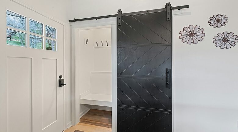 Modern Cabin Comfort in the Heart of Maggie Valley - Maggie Valley, North Carolina