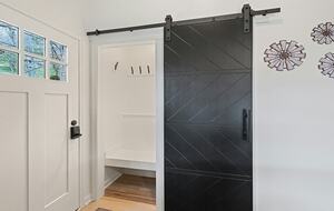 Modern Cabin Comfort in the Heart of Maggie Valley - Maggie Valley, North Carolina